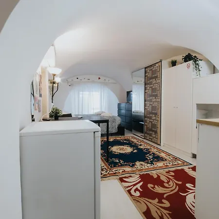 Al Sottosopra Апартаменти Барі